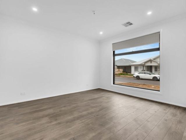 Large Family Home in Riverlea Park