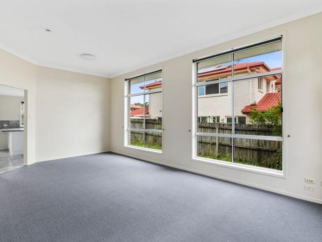 Large Family Home in Stretton