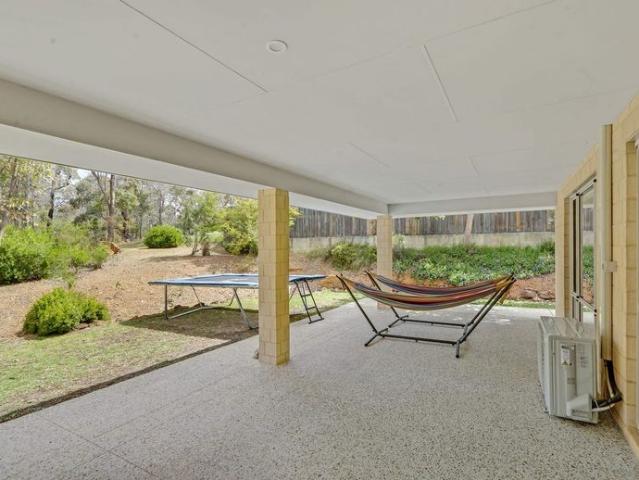 Large Family Home in Stunning Setting