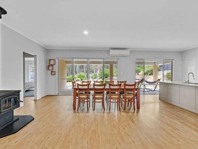 Large Family Home in Stunning Setting