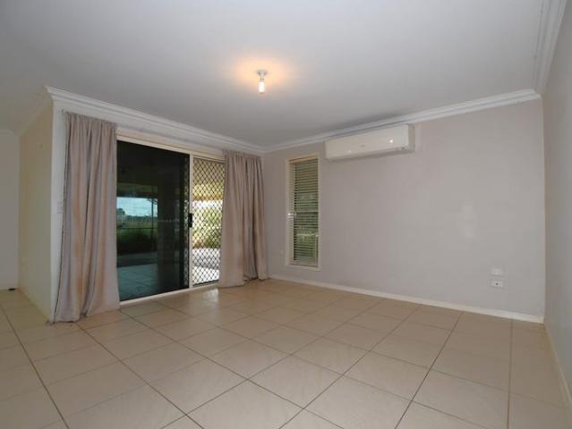 LARGE FAMILY HOME LOCATED IN BUCCA!