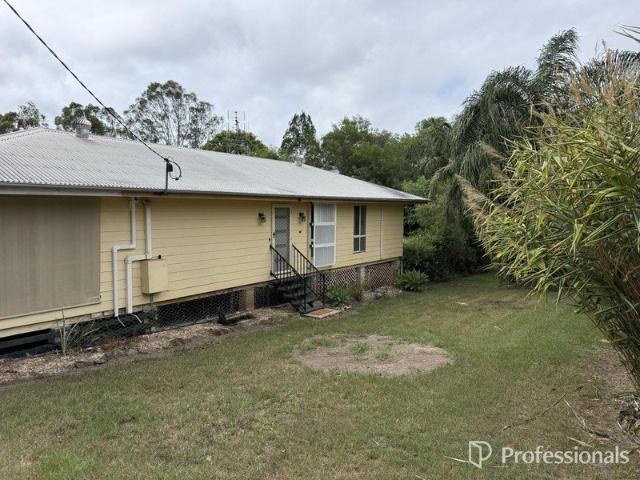 Large Family Home Located in Gunalda