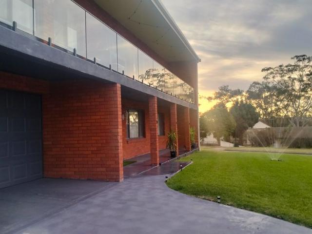 Large family home Massive pool and Bar area great for entertaining and the entire family
