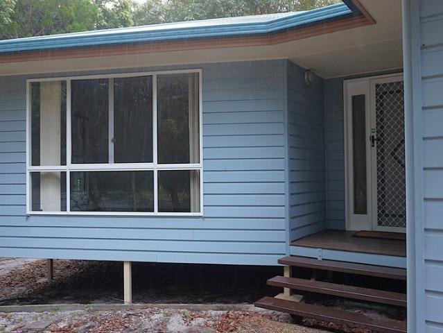 Large family home near the beach