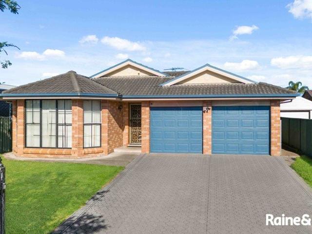 Large Family Home Offering Multigenerational Living or Income Potential