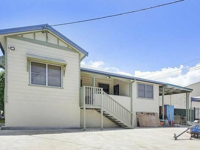 Large Family Home or Prime Business Location