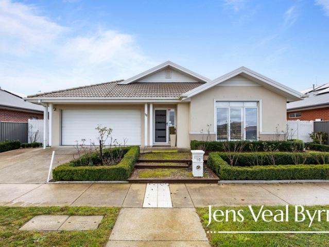 Large family home packed with amenities