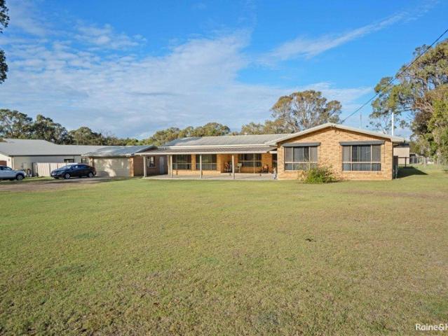 Large Family Home, Peaceful Urangan Setting
