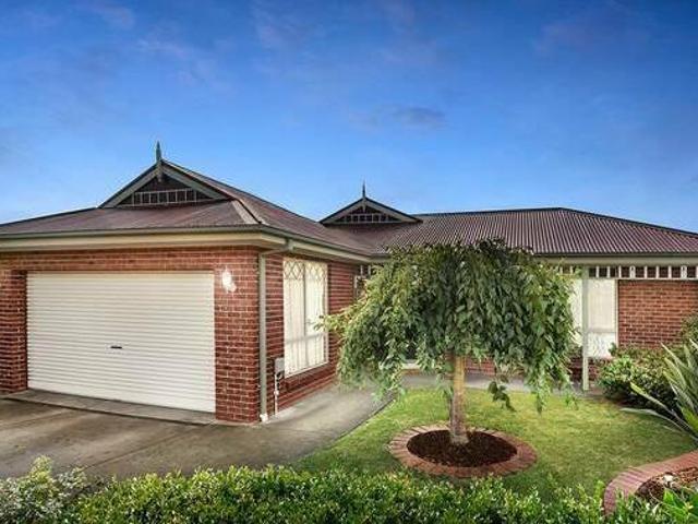 Large Family Living on 779sqm