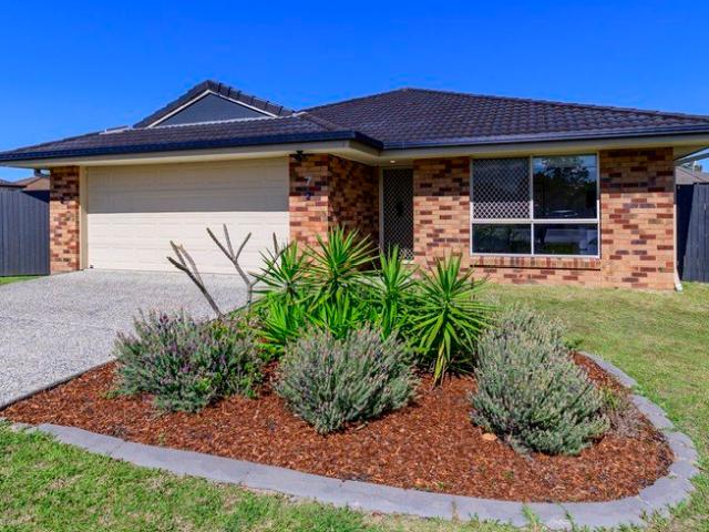 Large Family Living in a Quiet Cul de Sac