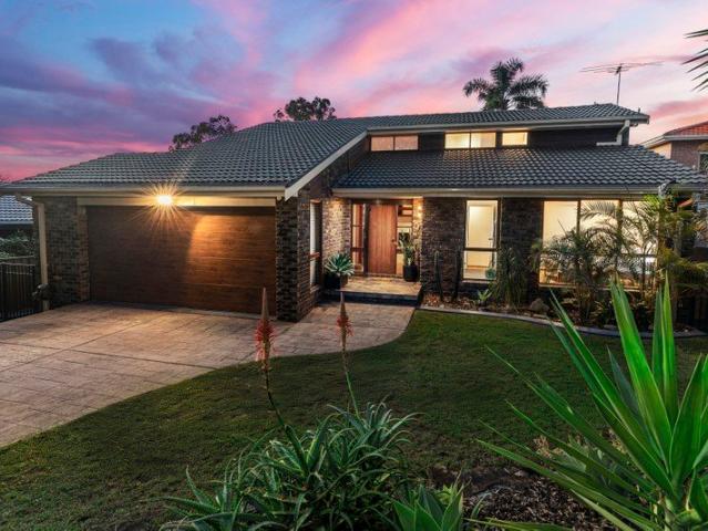 Large Family Living With Poolside Appeal