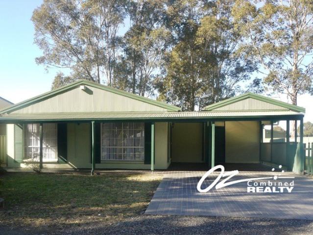 LARGE FAMILY NOWRA HOME