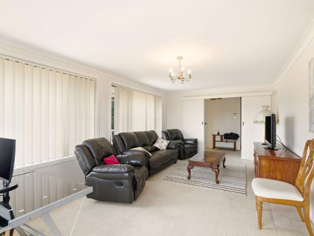 Large family sized furnished home