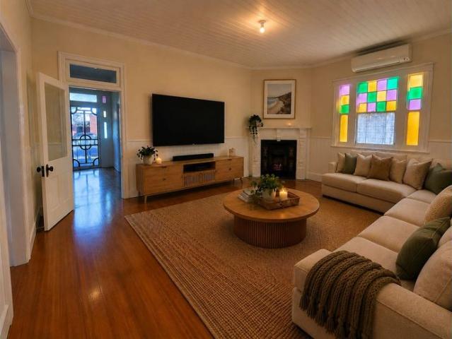 Large federation home in the heart of Mayfield CBD