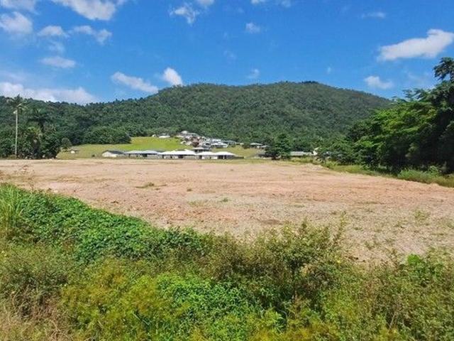 LARGE FLAT ACREAGE BLOCK IN TOWN 121 129 BRYANT ST,TULLY
