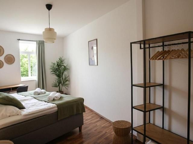 Large flat with 2 bedrooms and underfloor heating, including parking space, Chemnitz Amsterdam Apartments for Rent