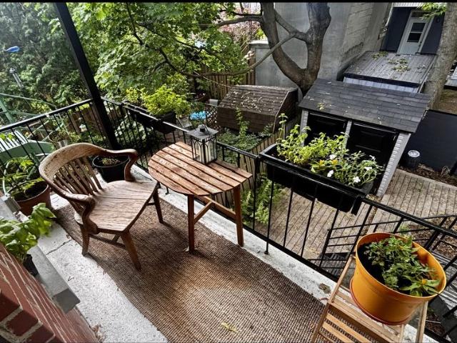 Large Fully Furnished 2 ½ for Rent – Plateau Mont Royal – Lease Assignment – Available September 1st