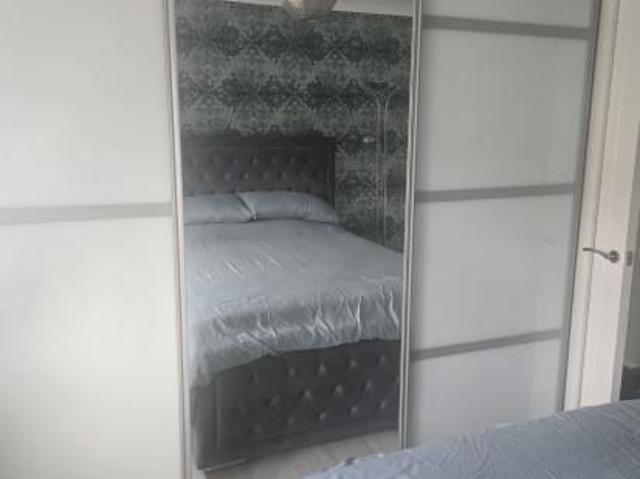 Large furnished double with enough suite