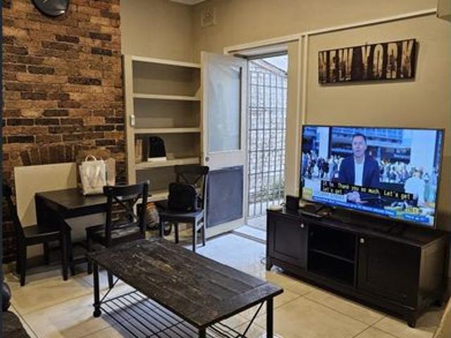 Large Furnished House Near Sydney CBD Great Offer