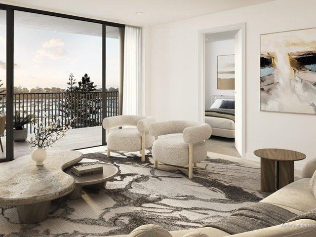 Large generous east facing 3 bed apartment