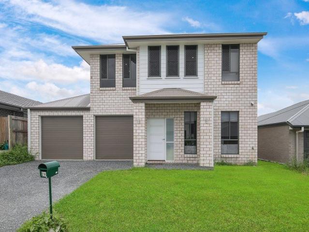 Large Highset Family Home with 10kw Solar system