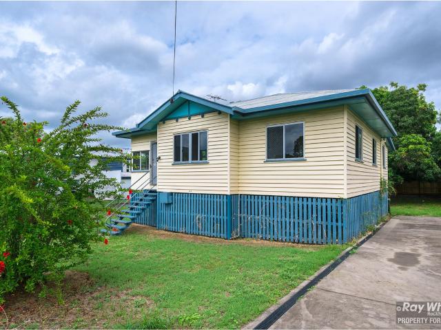 Large Highset, 4 Bedroom Home