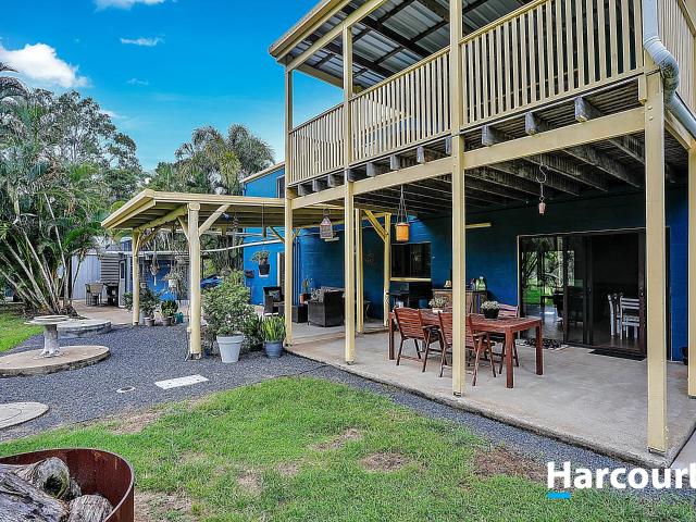 Large Home On Over 17 Acres!