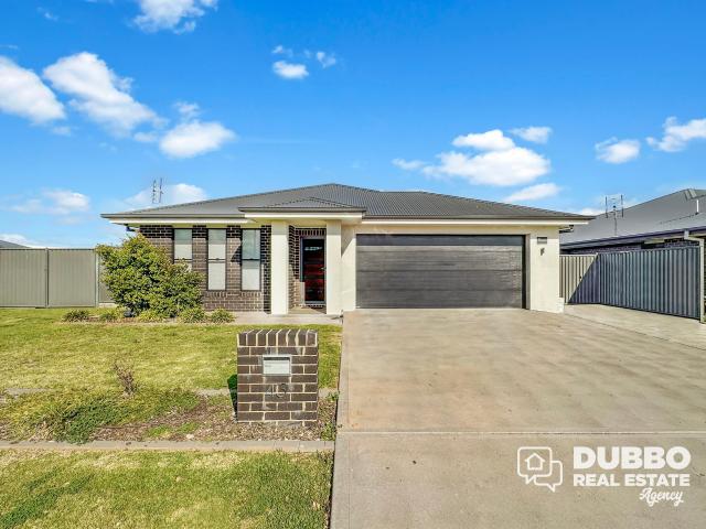 LARGE HOME IN SOUTHLAKES