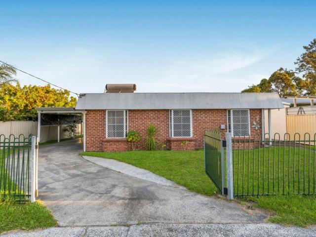 LARGE HOME PERFECT LOCATION