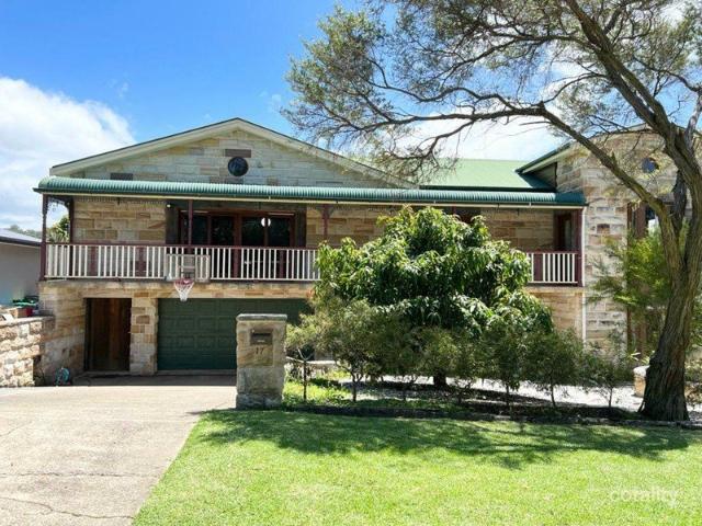 Large home with near new 2 bedroom Granny Flat