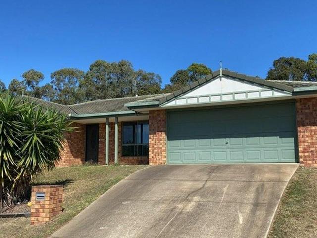 Large home with pool in Tinana Greens Estate