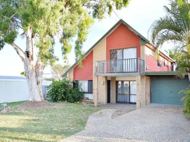 Large home within walking distance to water