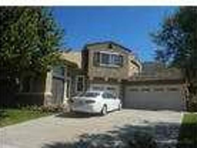 Large Lang Ranch Home 4 Bedroom, 3 bath