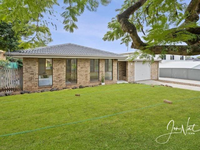 MOVE IN READY BEAUTIFUL FAMILY HOME
