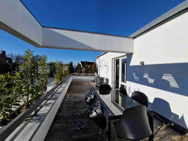 Large maisonette apartment with roof terrace
