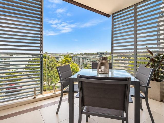 Large Modern 1 Bedroom Apartment With Lift