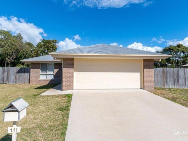 Large Modern 4 Bedroom Home on Fully Fenced Block