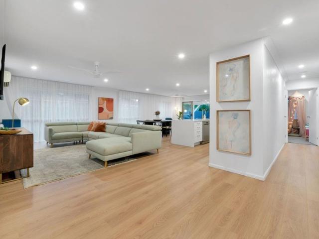 IMMACULATE FAMILY HOME QUICK SETTLEMENT AVAILABLE!