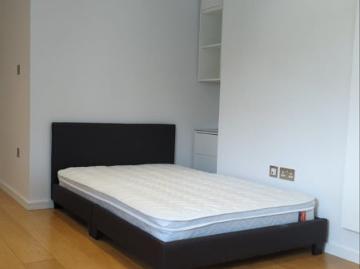 Large modern Studio