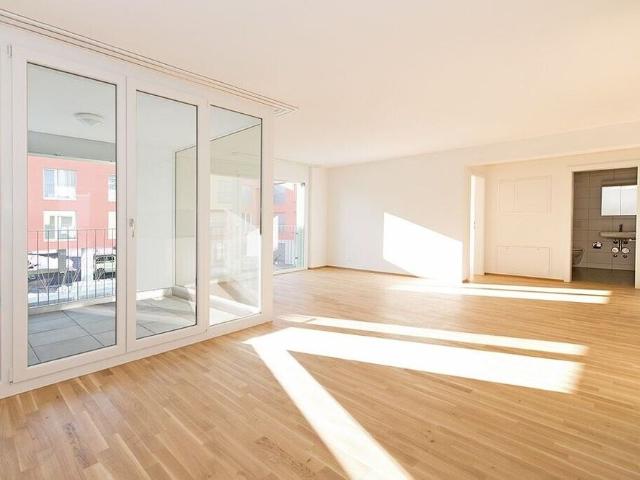 Large, modern, perfectly located = your new home