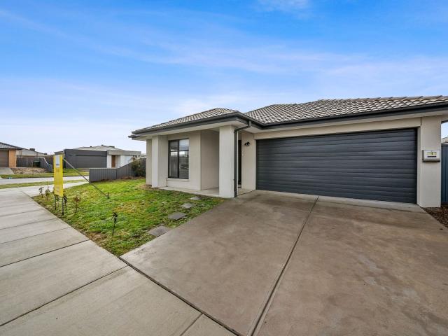 Large, Near new Build in Ballymanus Estate