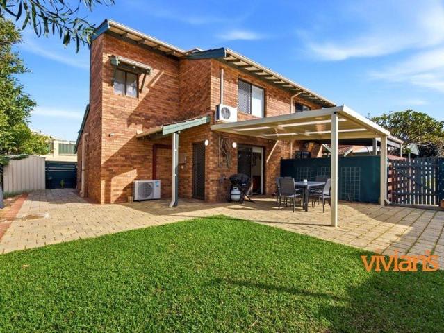 Large North Facing Courtyard | Renovated & Ready to Enjoy