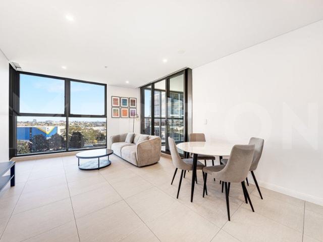 Large One Bedroom with Open Views