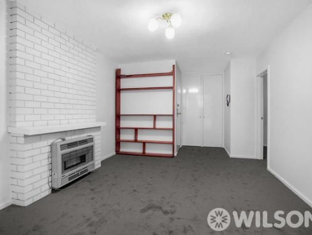 Large one bedroom apartment in prime location