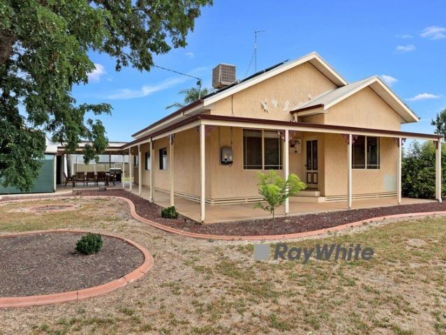 LARGE PARTIALLY FURNISHED FAMILY HOME ON LARGE RURAL SETTING