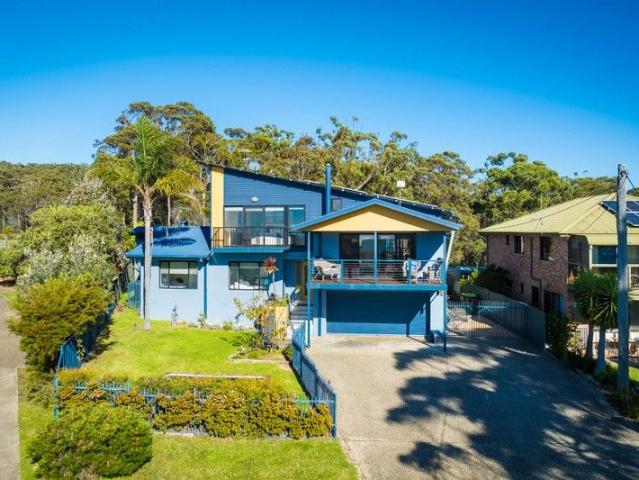 Large Prestige Home with Ocean Views