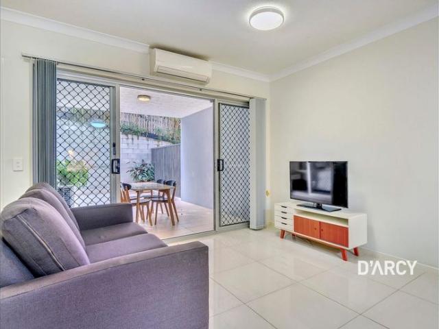 Large Private Courtyard in Tranquil Environment