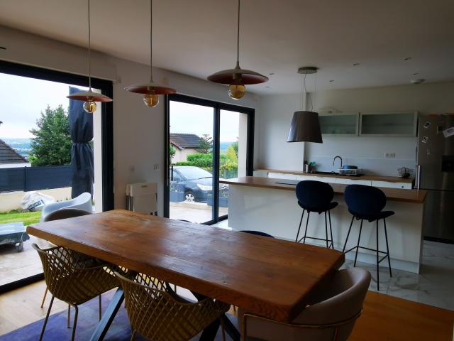 Large, quiet house in Chanteloup les Vignes