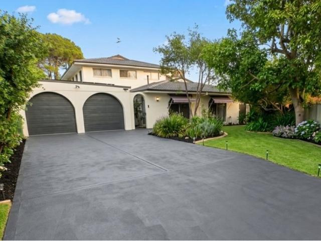 A Unique 2 story 5x3 Including Studio and Pool with r60 zoning 779 sqm Live In rent or further Develop!