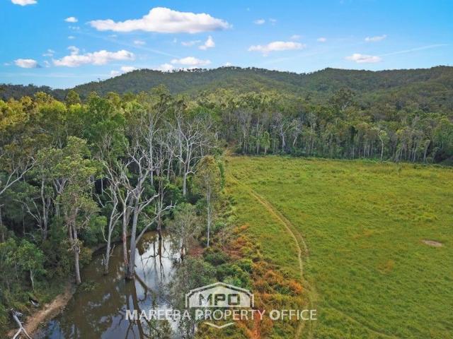 LARGE SCALE FREEHOLD GRAZING LAND